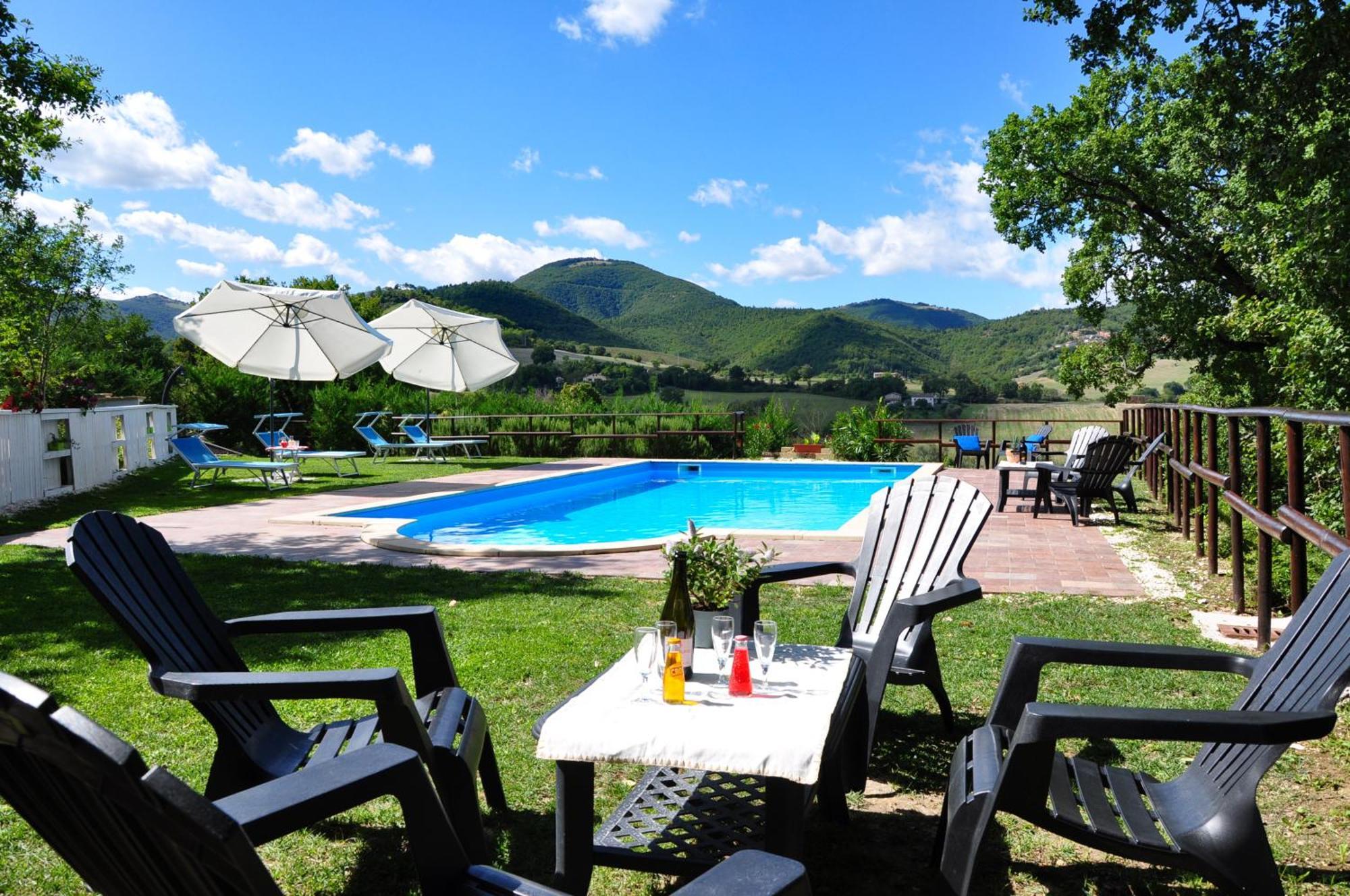 Agriturismo Gioie Di Campagna Фабриано Экстерьер фото