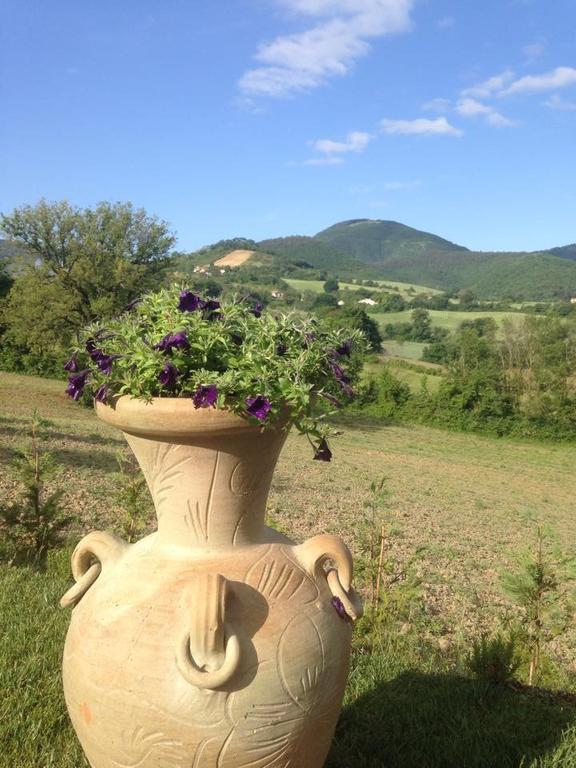 Agriturismo Gioie Di Campagna Фабриано Экстерьер фото